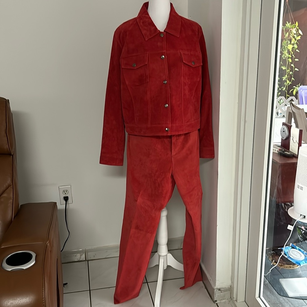Women’s jacket and pants set size L red color